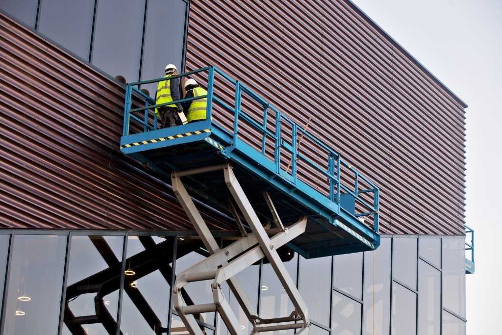 Scissor Lift Hire in Tauranga