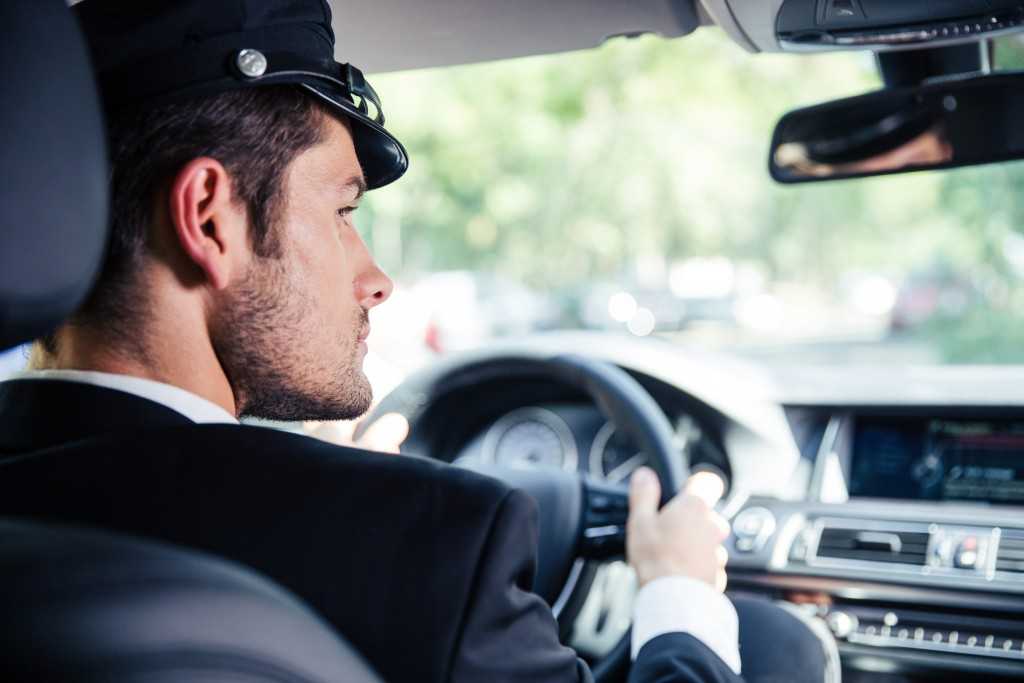 Chauffeur Etiquettes From Opening and Closing the Door | AgseLaw.com