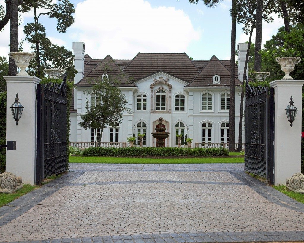 Front view of a mansion