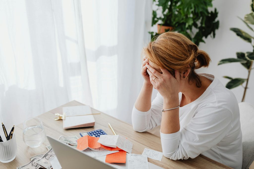 how to deal with a toxic work environment